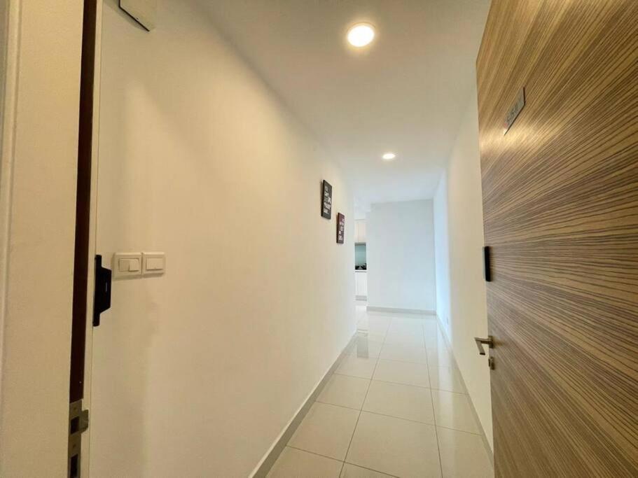 Teega Suites Seaview By Vdo Homestay Нусаяя Екстер'єр фото